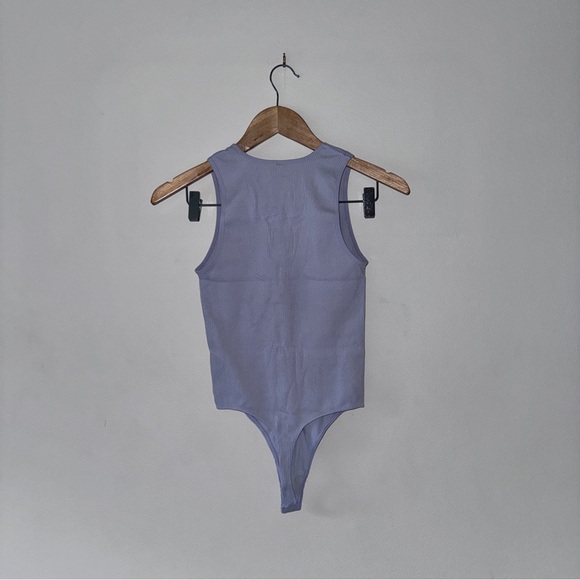 LIKE NEW Women’s Out From Under Urban Outfitters Periwinkle Low V-Neck Bodysuit - Picture 3 of 11